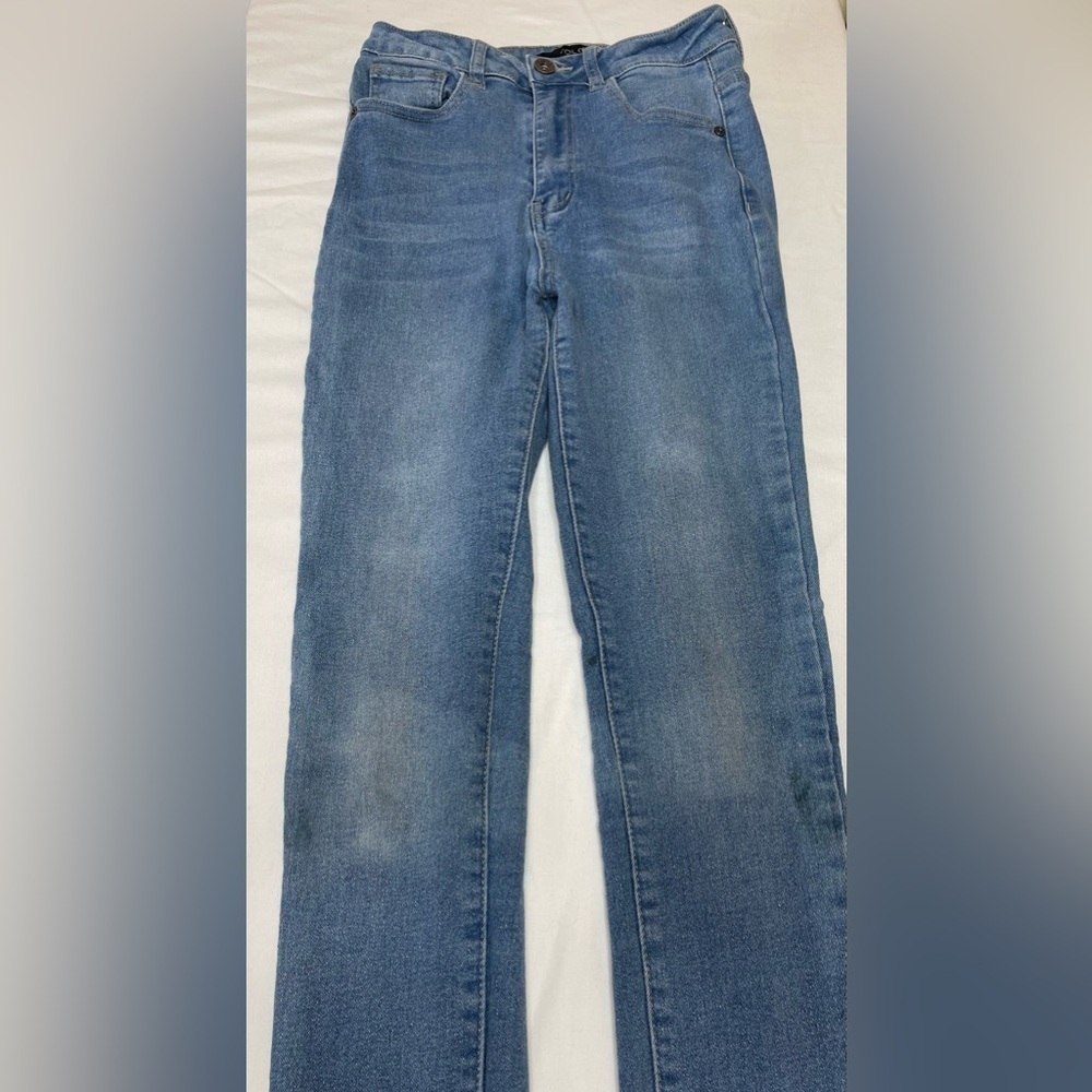YOLO Straight Leg Jeans Size 26
